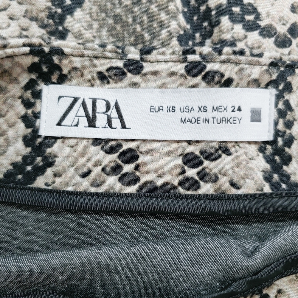 ZARA Snake print front ruffle pencil skirt - Picture 8 of 9